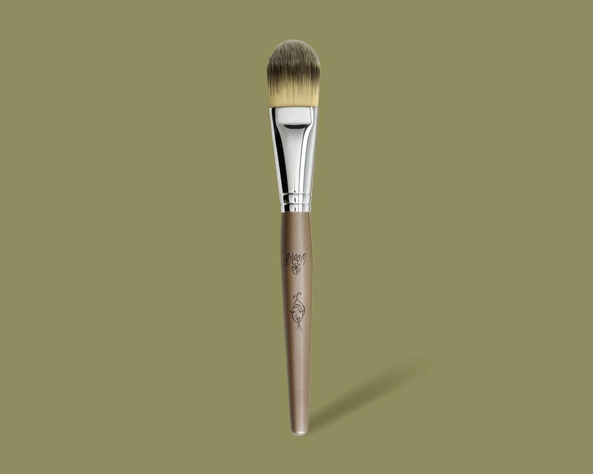 Liquid Foundation Brush - bloomcosmetics.com