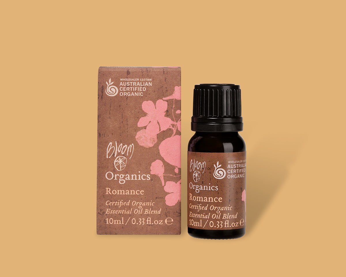 Organic Essential Oil Blend Romance - bloomcosmetics.com